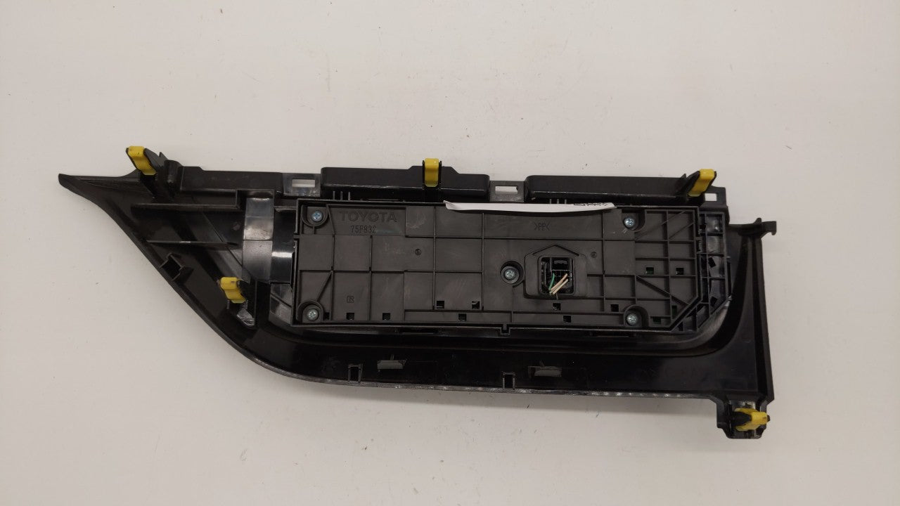 2014-2016 Toyota Corolla Climate Control Module Temperature AC/Heater Replacement P/N:210111 55900-02500 Fits 2014 2015 2016 OEM Used Auto Parts - Oemusedautoparts1.com