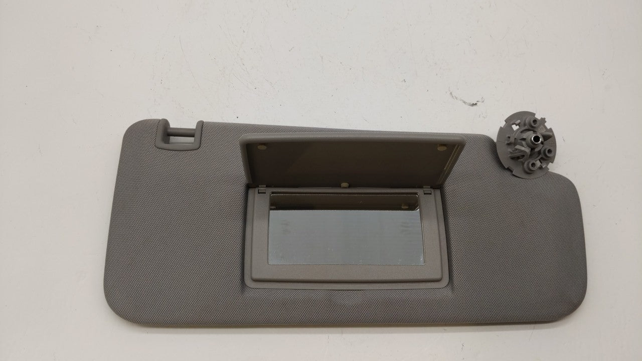 2017-2018 Chevrolet Trax Sun Visor Shade Replacement Passenger Right Mirror Fits 2017 2018 OEM Used Auto Parts - Oemusedautoparts1.com