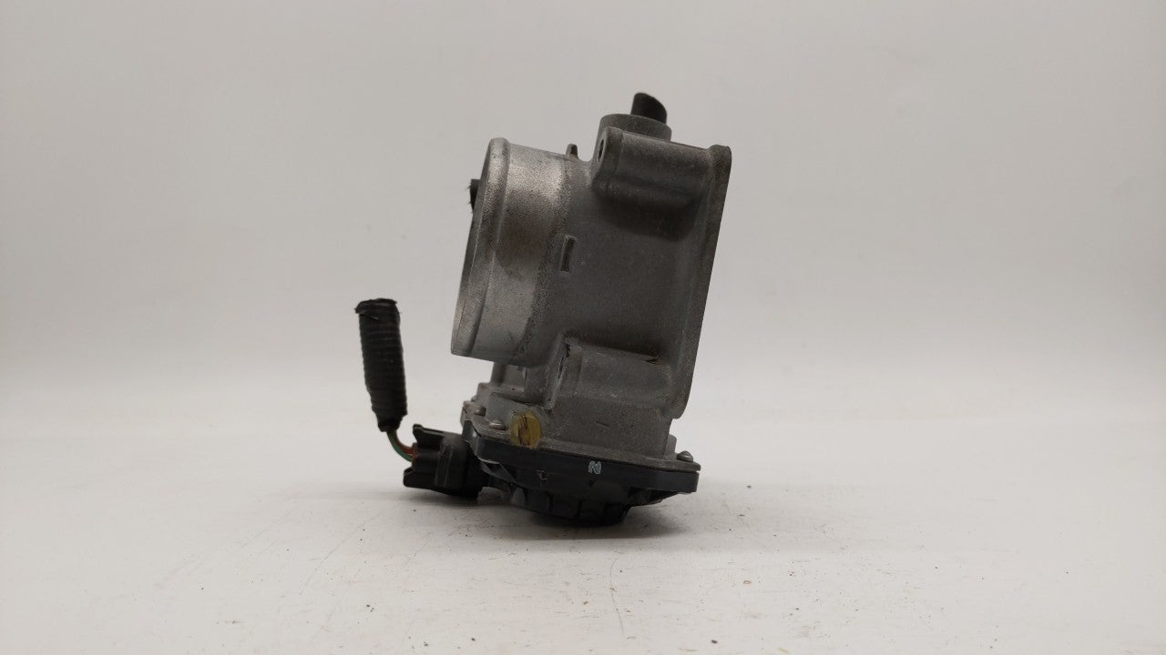 2013-2019 Nissan Sentra Throttle Body P/N:3RA60-01 C 3RA60-01 E Fits 2013 2014 2015 2016 2017 2018 2019 OEM Used Auto Parts - Oemusedautoparts1.com