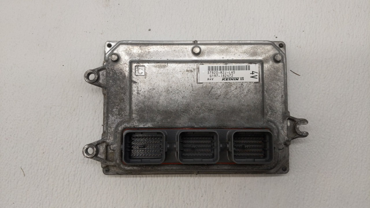 2014-2015 Honda Civic PCM Engine Computer ECU ECM PCU OEM P/N:37820-R2J-L65 37820-R2J-L64 Fits 2014 2015 OEM Used Auto Parts - Oemusedautoparts1.com