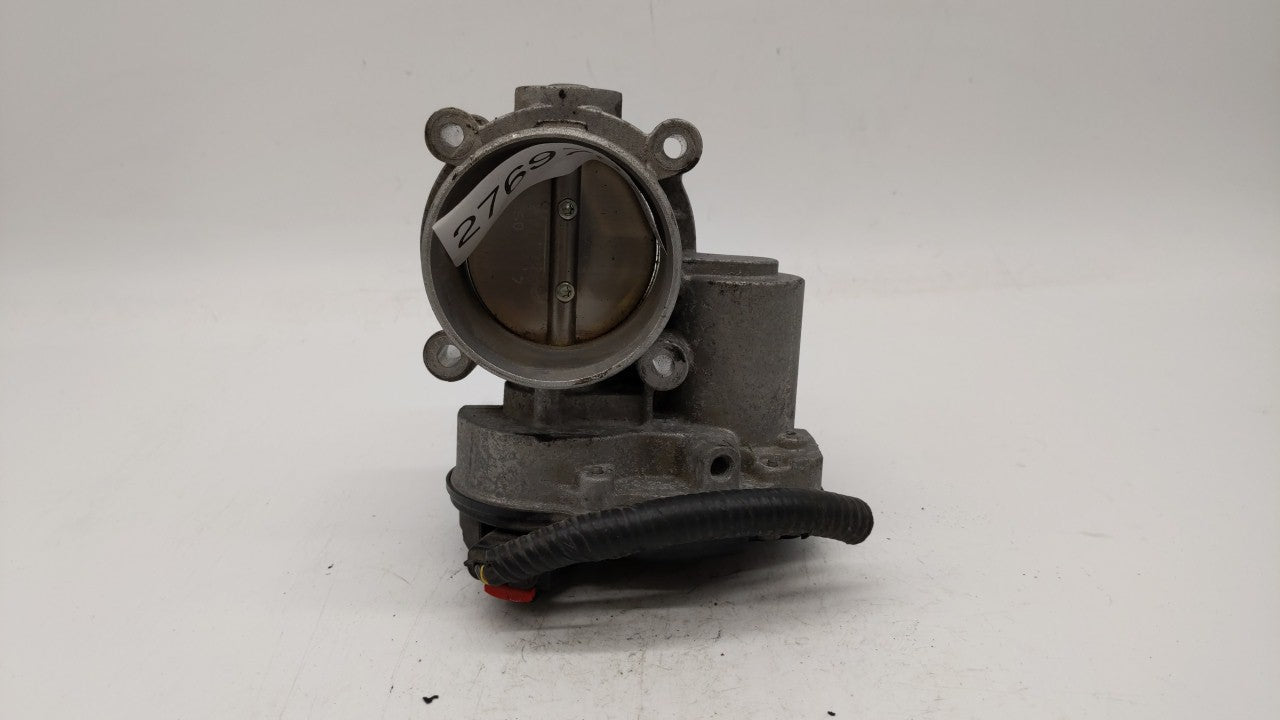 2010-2012 Ford Fusion Throttle Body P/N:9L8Z-A DS7Z-A Fits 2009 2010 2011 2012 OEM Used Auto Parts - Oemusedautoparts1.com