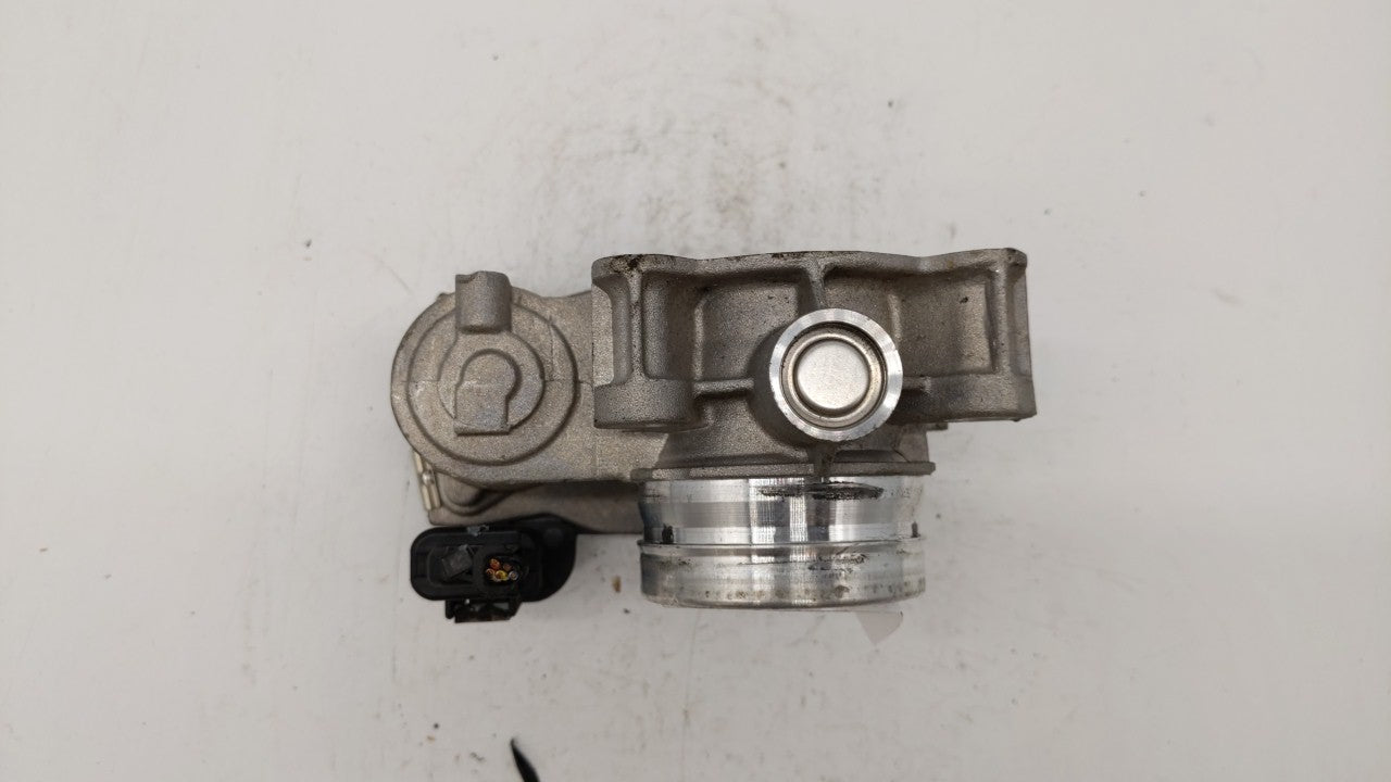 2018-2019 Chevrolet Equinox Throttle Body P/N:12659491BA 12671379AA Fits 2016 2017 2018 2019 OEM Used Auto Parts - Oemusedautoparts1.com