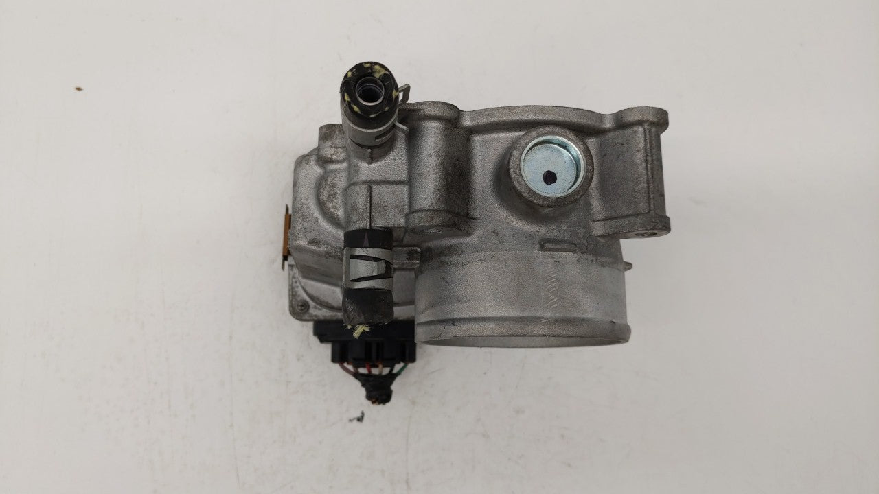 2013-2019 Nissan Sentra Throttle Body P/N:3RA60-01 C 3RA60-01 E Fits 2013 2014 2015 2016 2017 2018 2019 OEM Used Auto Parts - Oemusedautoparts1.com