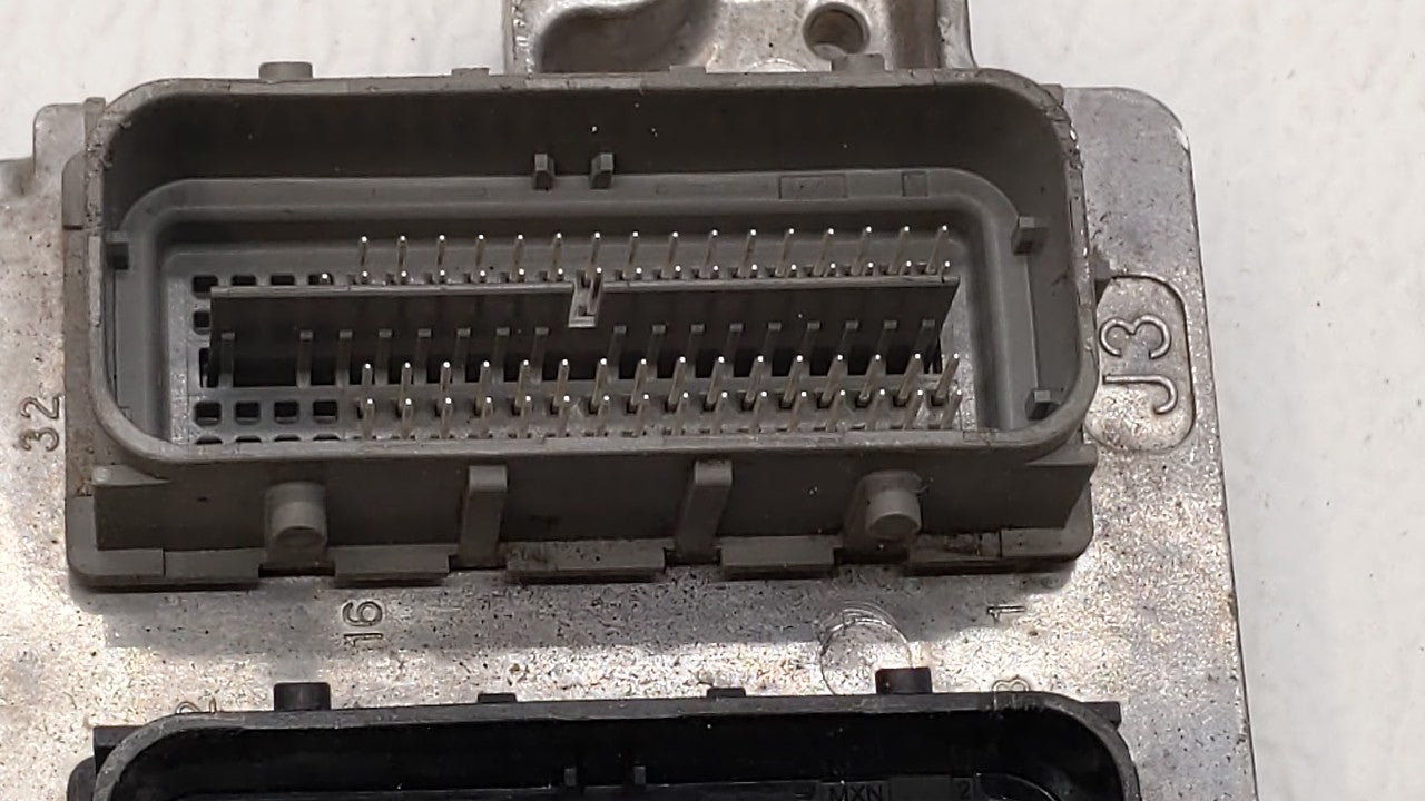 2017-2018 Chevrolet Trax PCM Engine Computer ECU ECM PCU OEM P/N:12668986 12695536 Fits 2017 2018 2019 OEM Used Auto Parts - Oemusedautoparts1.com