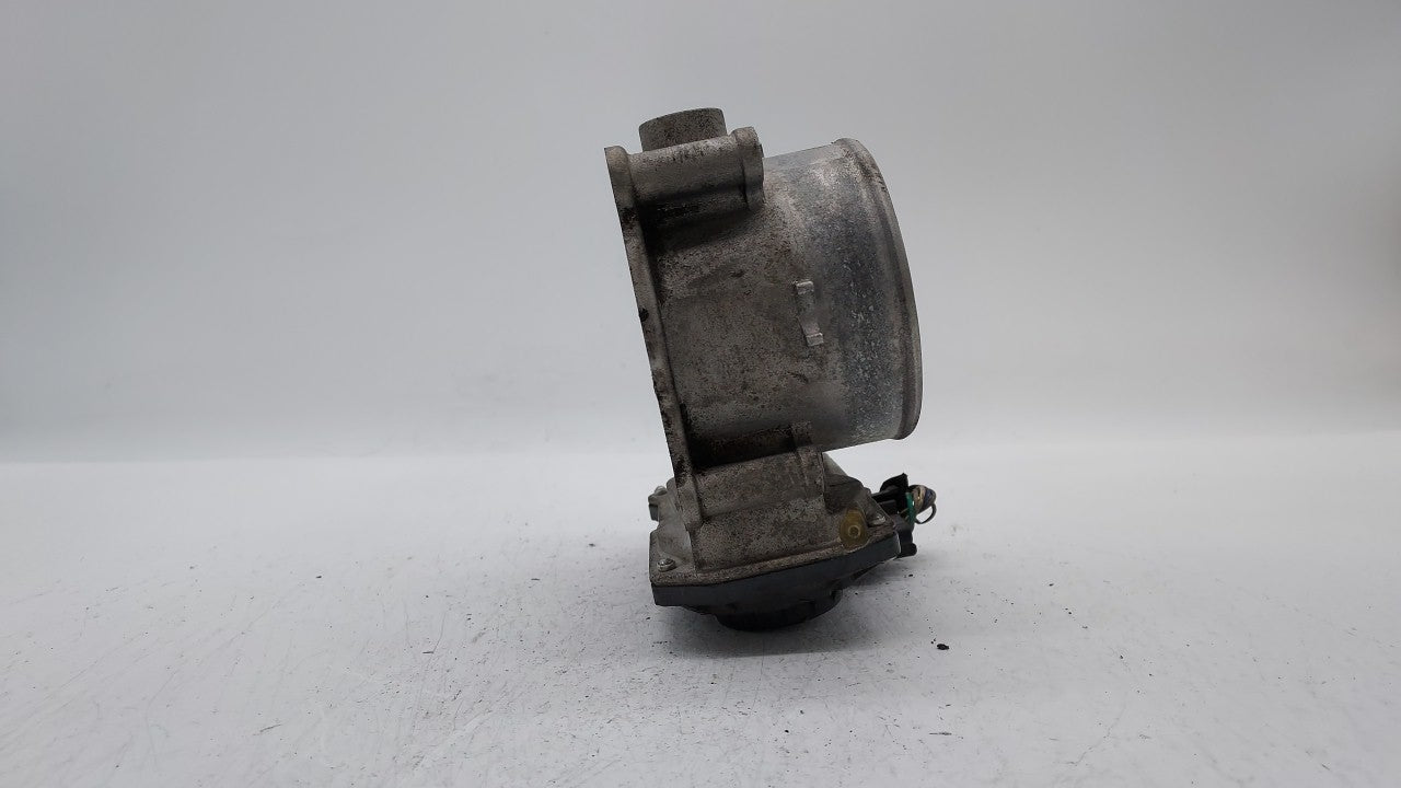 2014-2018 Kia Sorento Throttle Body P/N:5312 7S14 5310 4P18 Fits 2012 2013 2014 2015 2016 2017 2018 OEM Used Auto Parts - Oemusedautoparts1.com