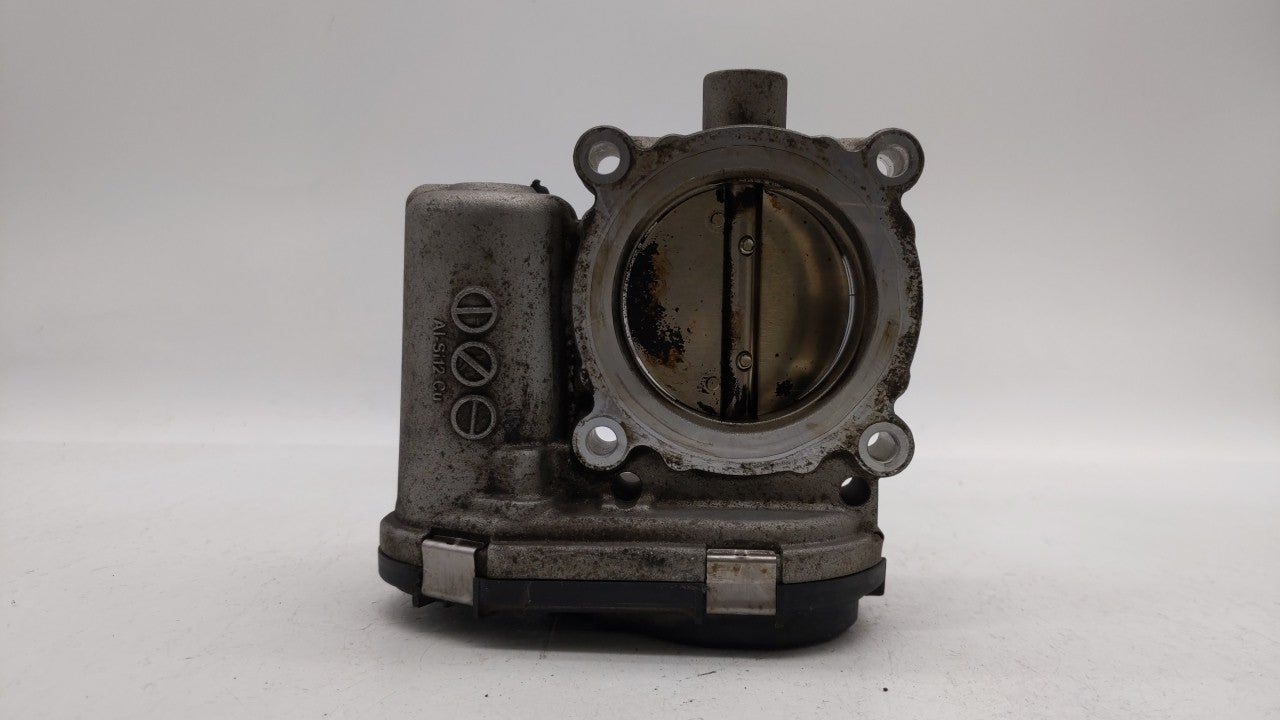 2013-2016 Ford Escape Throttle Body P/N:CM5E-9F991-AD CM5E-9F991-AC Fits 2012 2013 2014 2015 2016 2017 OEM Used Auto Parts - Oemusedautoparts1.com