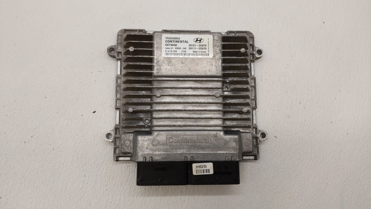 2011-2014 Hyundai Sonata PCM Engine Computer ECU ECM PCU OEM P/N:39111-2G676 39101-2G667 Fits 2011 2012 2013 2014 OEM Used Auto Parts - Oemusedautoparts1.com