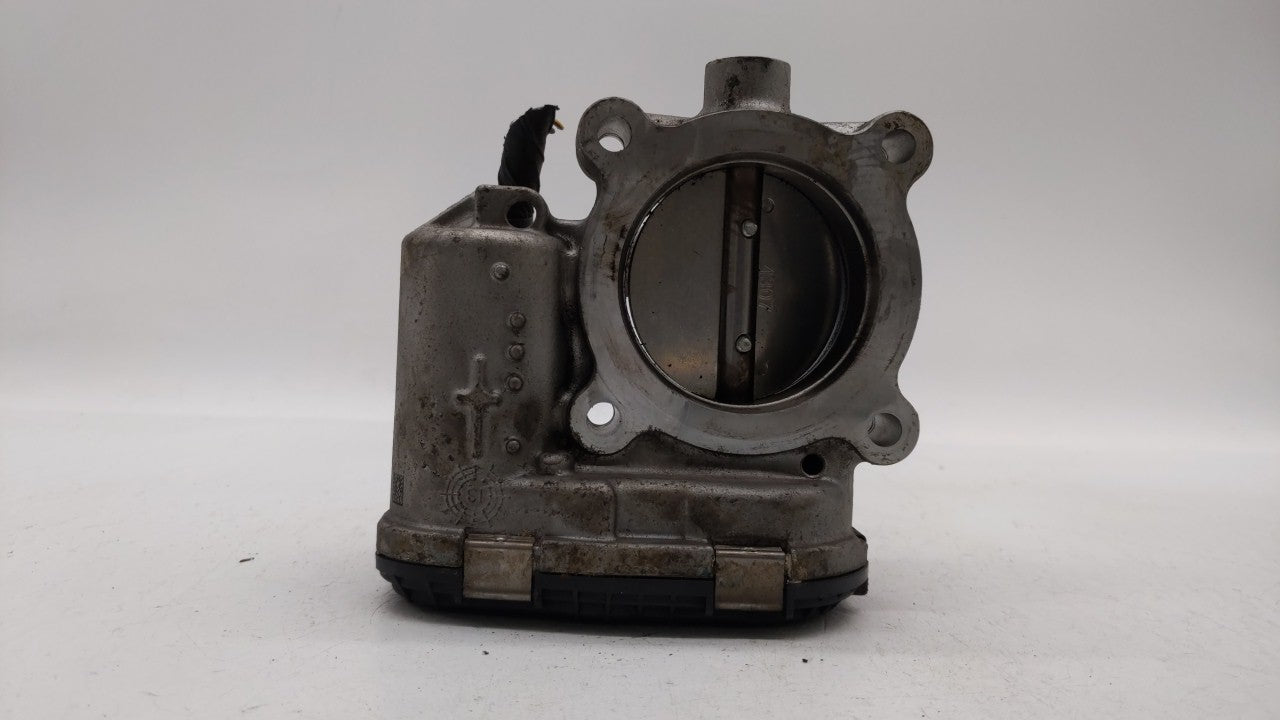 2014-2018 Ford Focus Throttle Body P/N:DS7E-9F991-BB Fits 2014 2015 2016 2017 2018 2019 OEM Used Auto Parts - Oemusedautoparts1.com