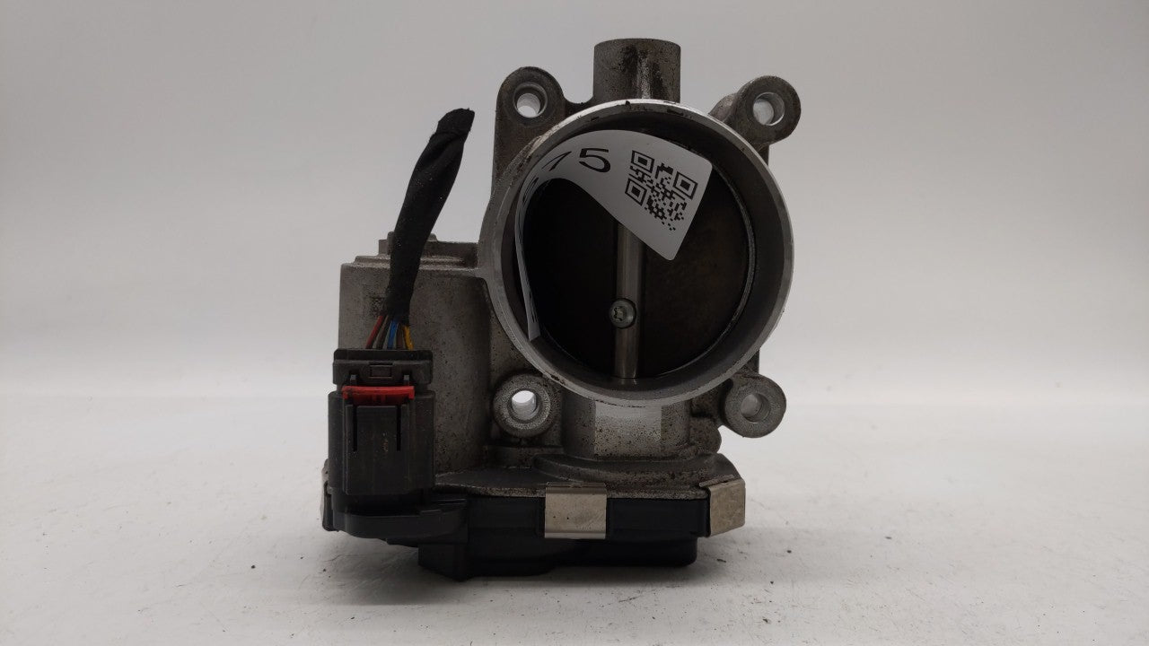 2013-2015 Chevrolet Malibu Throttle Body P/N:12627217DA 12669073DA Fits 2013 2014 2015 2017 2018 OEM Used Auto Parts - Oemusedautoparts1.com