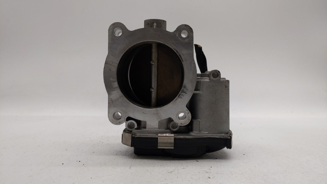 2013-2015 Chevrolet Malibu Throttle Body P/N:12627217DA 12669073DA Fits 2013 2014 2015 2017 2018 OEM Used Auto Parts - Oemusedautoparts1.com