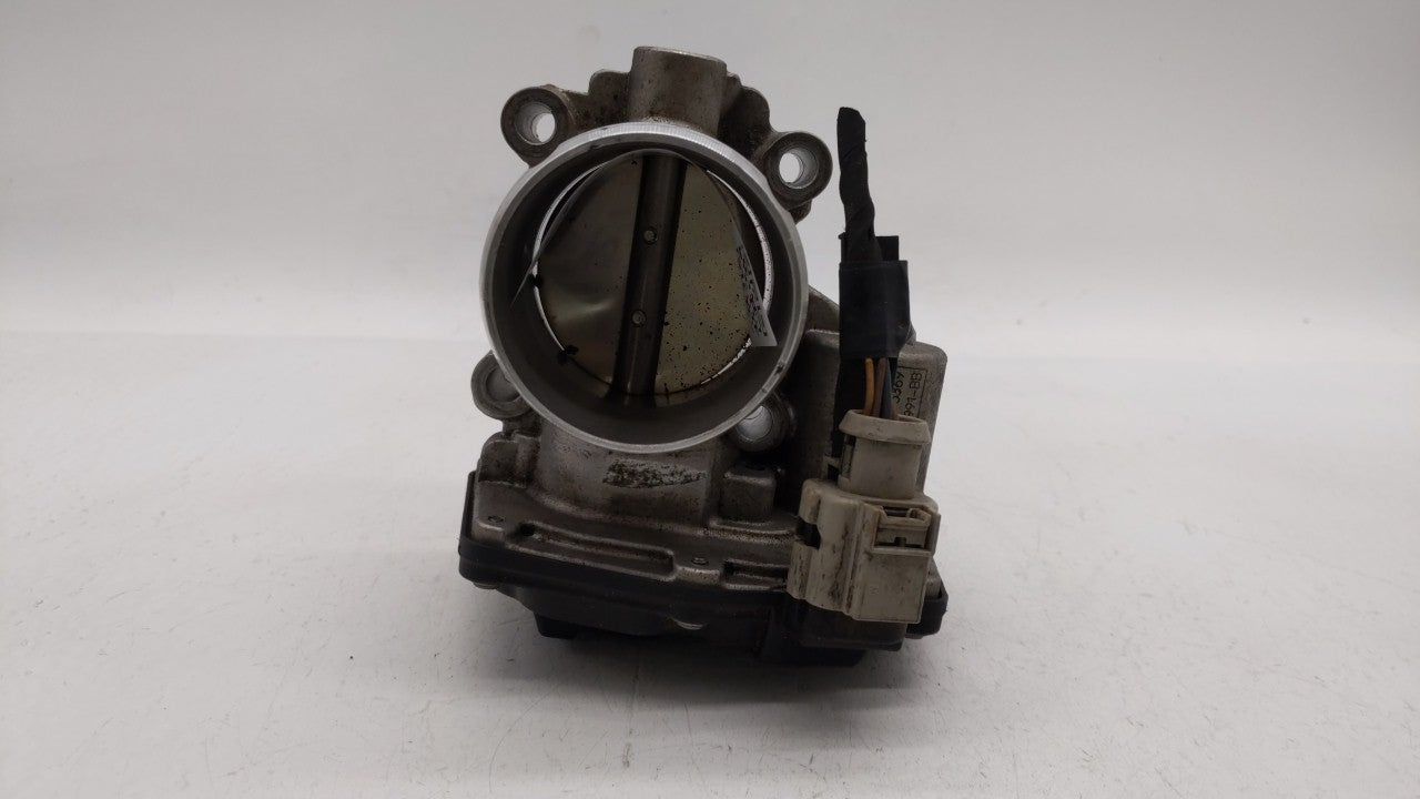 2014-2019 Ford Fusion Throttle Body P/N:DS7G-9F991-BB DS7G-9E991-BB Fits 2014 2015 2016 2017 2018 2019 OEM Used Auto Parts - Oemusedautoparts1.com