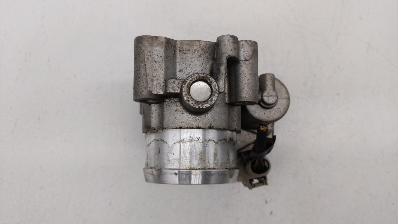 2014-2019 Ford Fusion Throttle Body P/N:DS7G-9F991-BB DS7G-9E991-BB Fits 2014 2015 2016 2017 2018 2019 OEM Used Auto Parts - Oemusedautoparts1.com