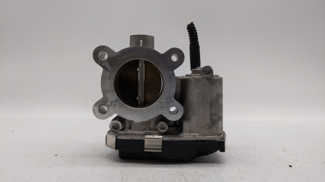 2018-2019 Chevrolet Equinox Throttle Body P/N:12659491BA 12671379AA Fits 2016 2017 2018 2019 OEM Used Auto Parts - Oemusedautoparts1.com