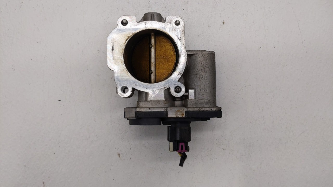 2008-2012 Chevrolet Malibu Throttle Body P/N:668AA 186AA Fits 2007 2008 2009 2010 2011 2012 OEM Used Auto Parts - Oemusedautoparts1.com