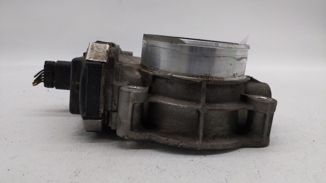 2014-2015 Chevrolet Silverado 1500 Throttle Body P/N:12632171BA Fits 2014 2015 OEM Used Auto Parts - Oemusedautoparts1.com