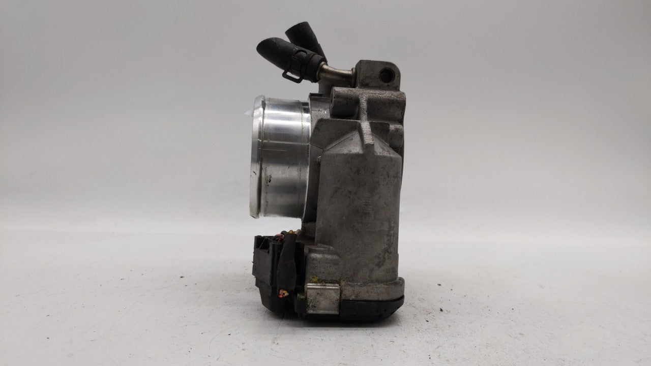 2011-2015 Kia Optima Throttle Body P/N:35100-2G710 Fits 2011 2012 2013 2014 2015 2016 OEM Used Auto Parts - Oemusedautoparts1.com