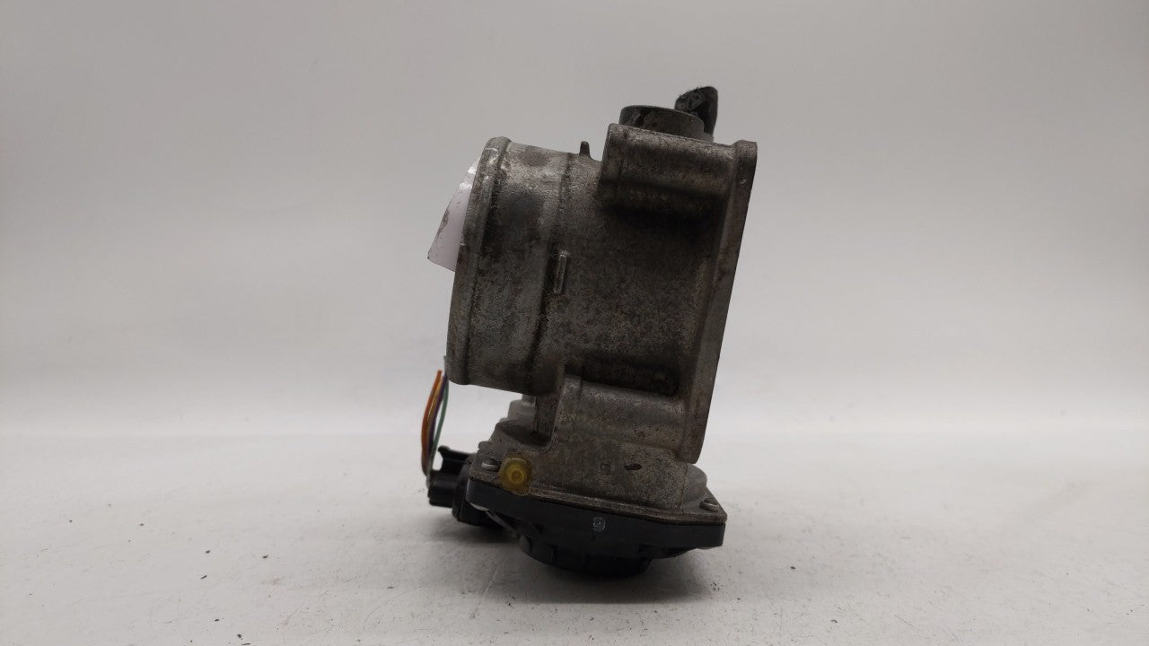 2007-2012 Nissan Versa Throttle Body P/N:ET-A60-02 J ET-A60-02 F Fits OEM Used Auto Parts - Oemusedautoparts1.com