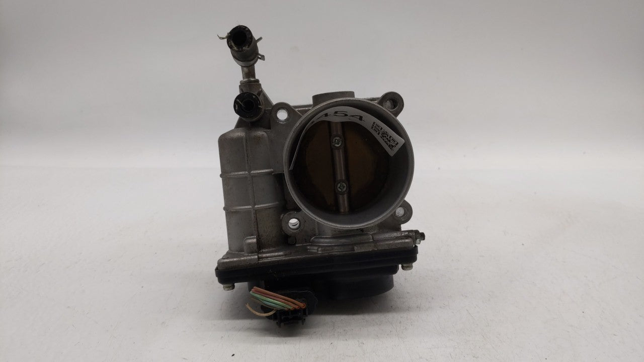 2014-2018 Infiniti Q50 Throttle Body P/N:RME60-12 526-02 Fits OEM Used Auto Parts - Oemusedautoparts1.com