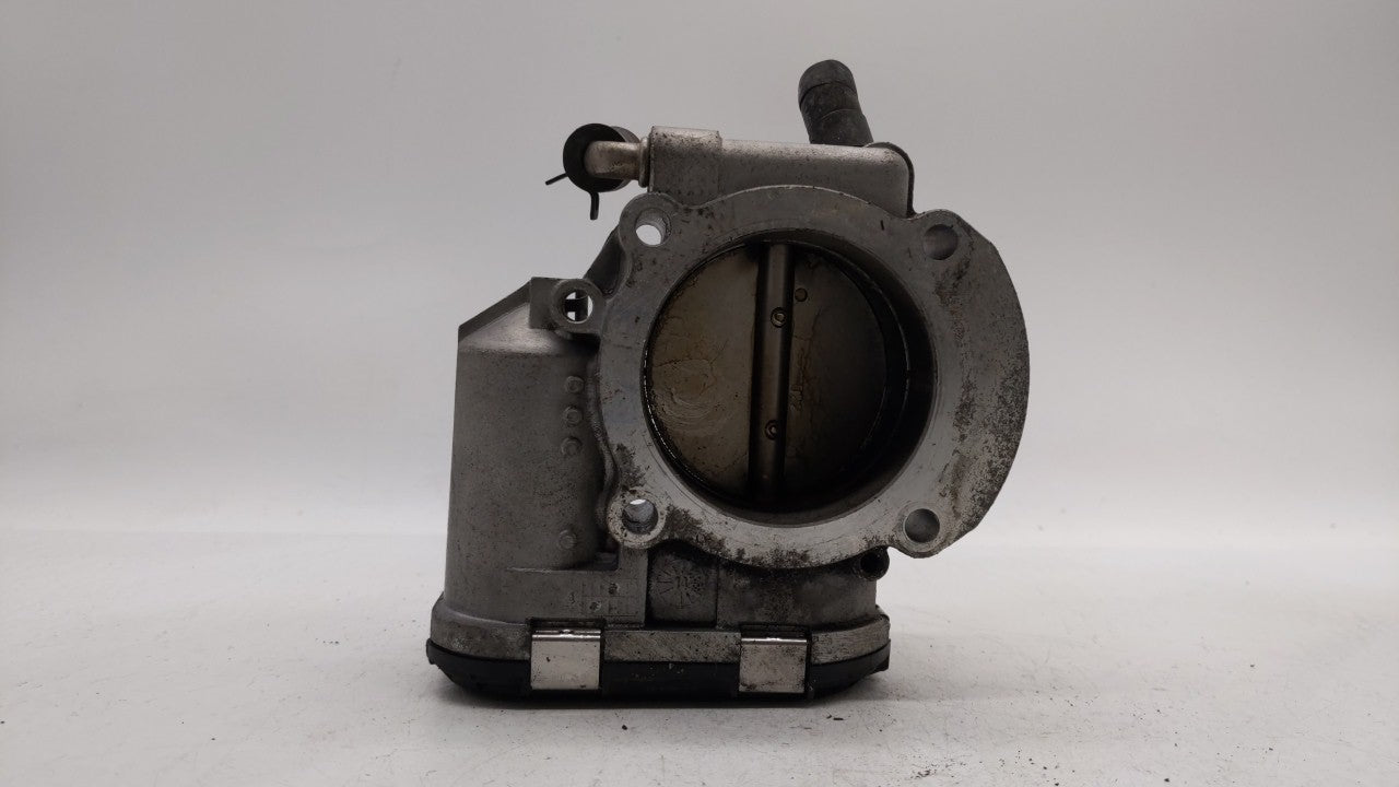 2011-2015 Kia Optima Throttle Body P/N:35100-2G700 Fits 2011 2012 2013 2014 2015 2016 OEM Used Auto Parts - Oemusedautoparts1.com