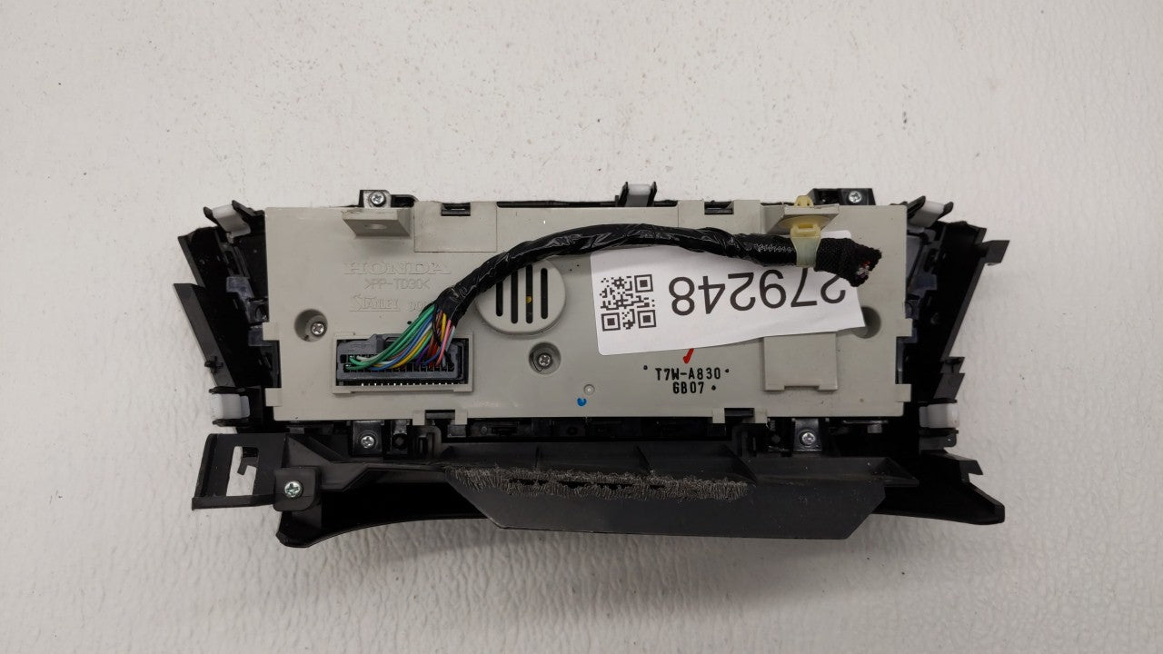 2016-2019 Honda Hr-V Climate Control Module Temperature AC/Heater Replacement P/N:79600T7WA850M1 79600-T7W-A840-M1 Fits OEM Used Auto Parts - Oemusedautoparts1.com