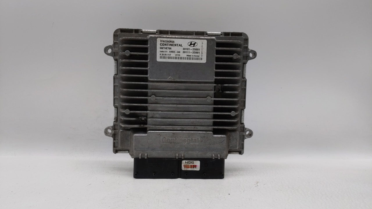 2011-2014 Hyundai Sonata PCM Engine Computer ECU ECM PCU OEM P/N:39101-2G692 39111-2G690 Fits 2011 2012 2013 2014 OEM Used Auto Parts - Oemusedautoparts1.com