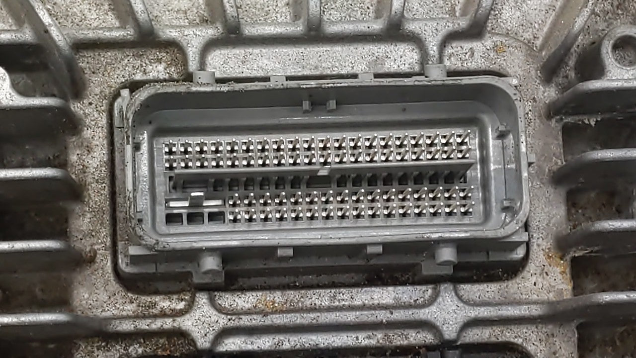 2013-2016 Gmc Terrain PCM Engine Computer ECU ECM PCU OEM P/N:12656453 12651807 Fits 2013 2014 2015 2016 OEM Used Auto Parts - Oemusedautoparts1.com