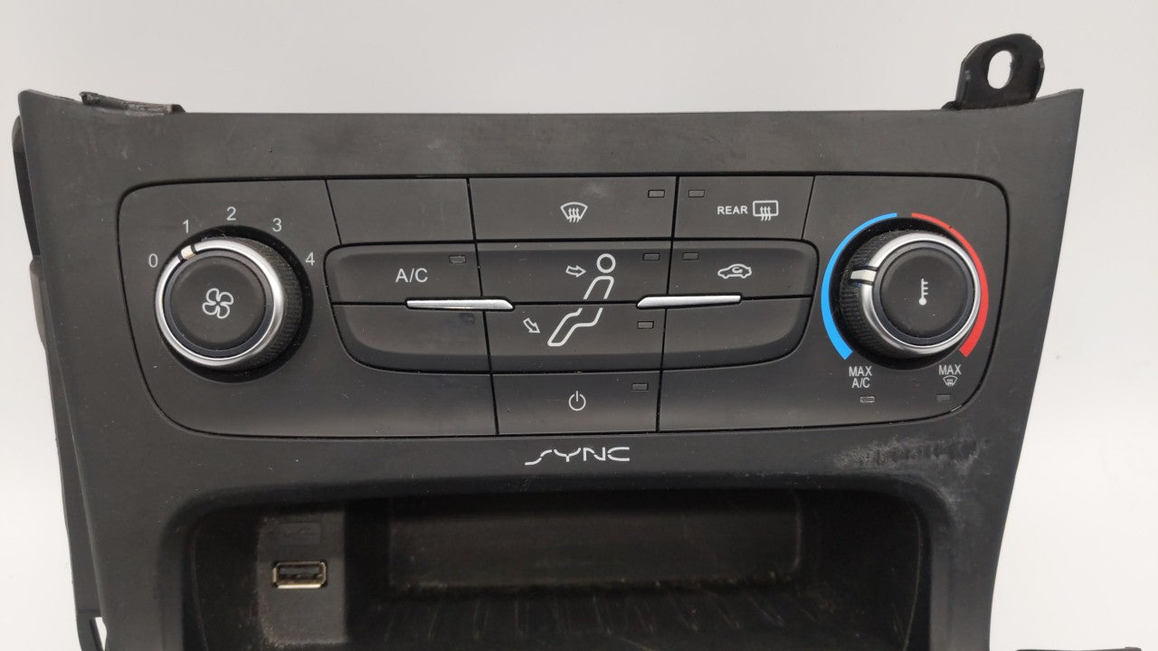 2015-2018 Ford Focus Ac Heater Climate Control Temperature Oem - Oemusedautoparts1.com