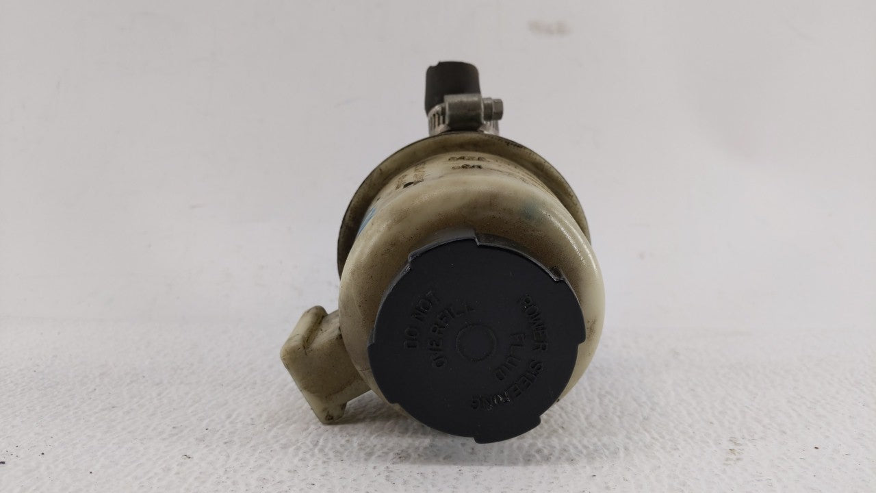 2004 Nissan Armada Power Steering Reservoir - Oemusedautoparts1.com