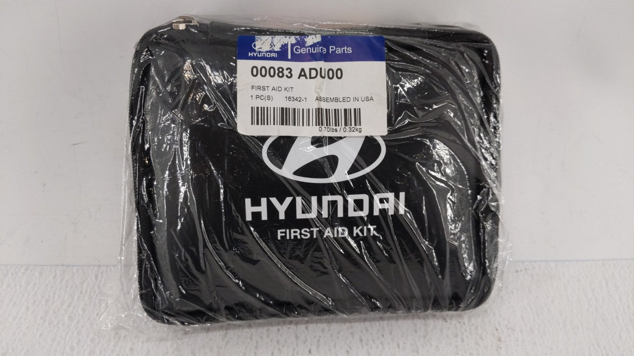 2017 Hyundai Santa Fe FIRST AID KIT - Oemusedautoparts1.com