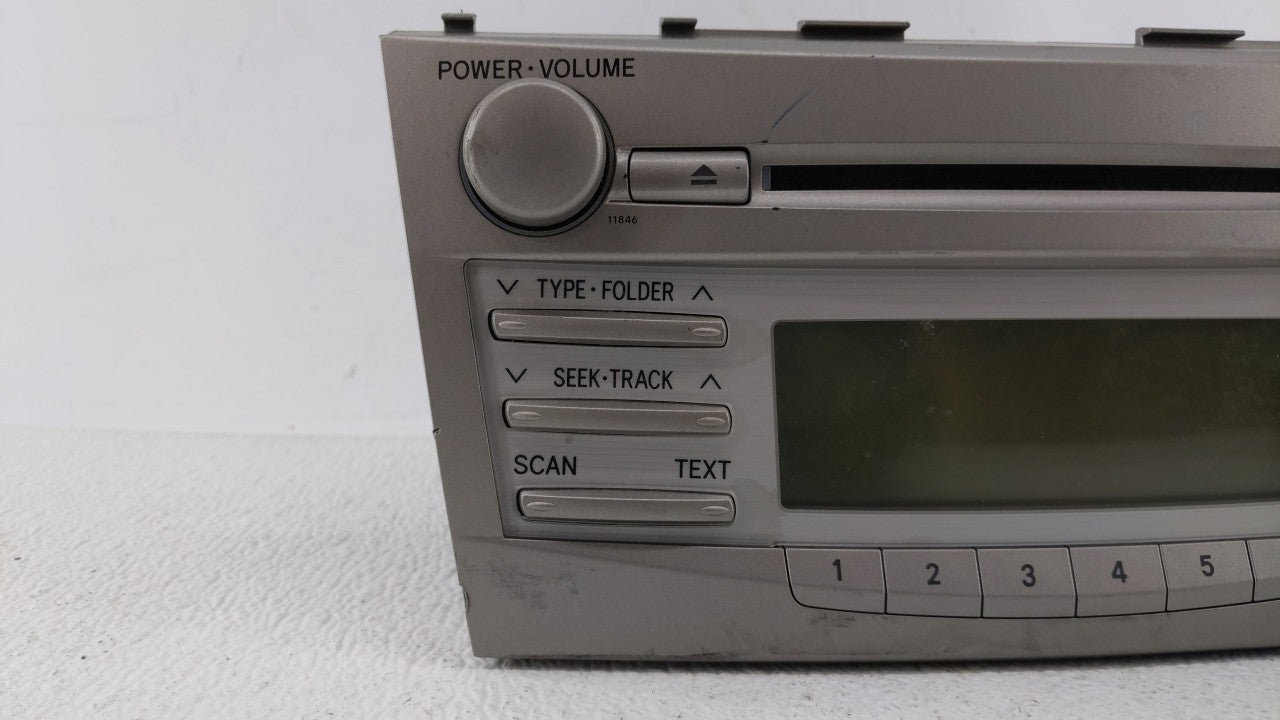 2010-2011 Toyota Camry Radio AM FM Cd Player Receiver Replacement P/N:86120-06480 Fits 2010 2011 OEM Used Auto Parts - Oemusedautoparts1.com