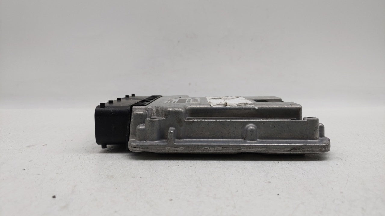 2016-2017 Volkswagen Jetta PCM Engine Computer ECU ECM PCU OEM P/N:04E 907 309 EE 04E907309EE Fits 2016 2017 OEM Used Auto Parts - Oemusedautoparts1.com