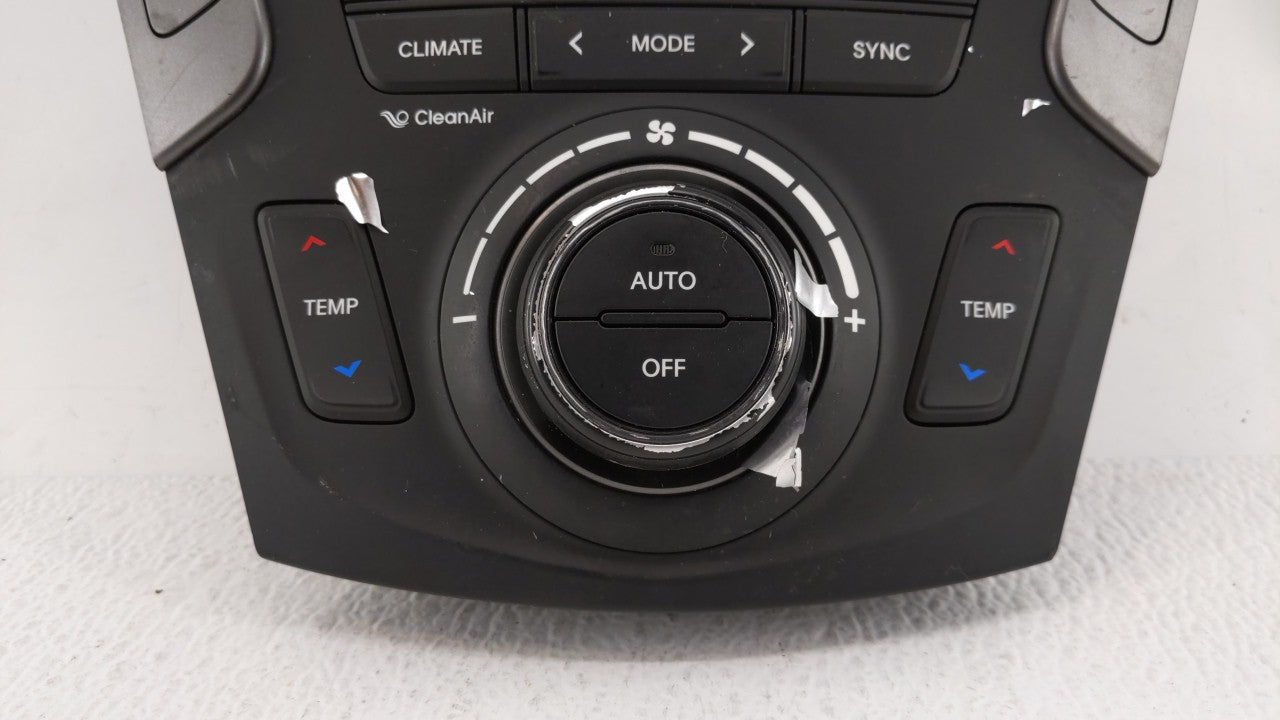 2017-2018 Hyundai Santa Fe Climate Control Module Temperature AC/Heater Replacement P/N:97250-4ZEA0 Fits 2017 2018 OEM Used Auto Parts - Oemusedautoparts1.com