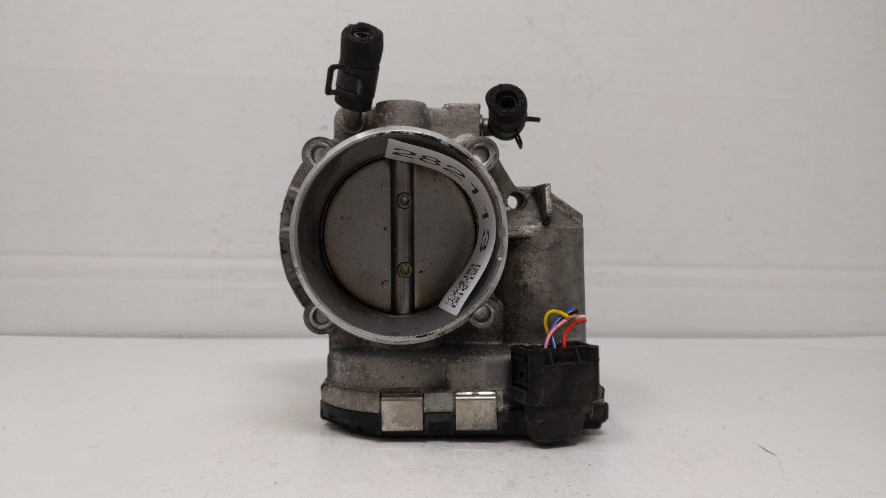 2011-2015 Kia Optima Throttle Body P/N:35100-2G700 Fits 2011 2012 2013 2014 2015 2016 OEM Used Auto Parts - Oemusedautoparts1.com