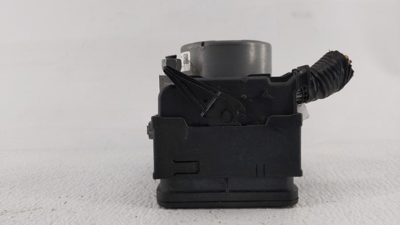 2019 Ford Fusion ABS Pump Control Module Replacement P/N:KG9C-2B373-LD KG9C-2B373-LC Fits OEM Used Auto Parts - Oemusedautoparts1.com