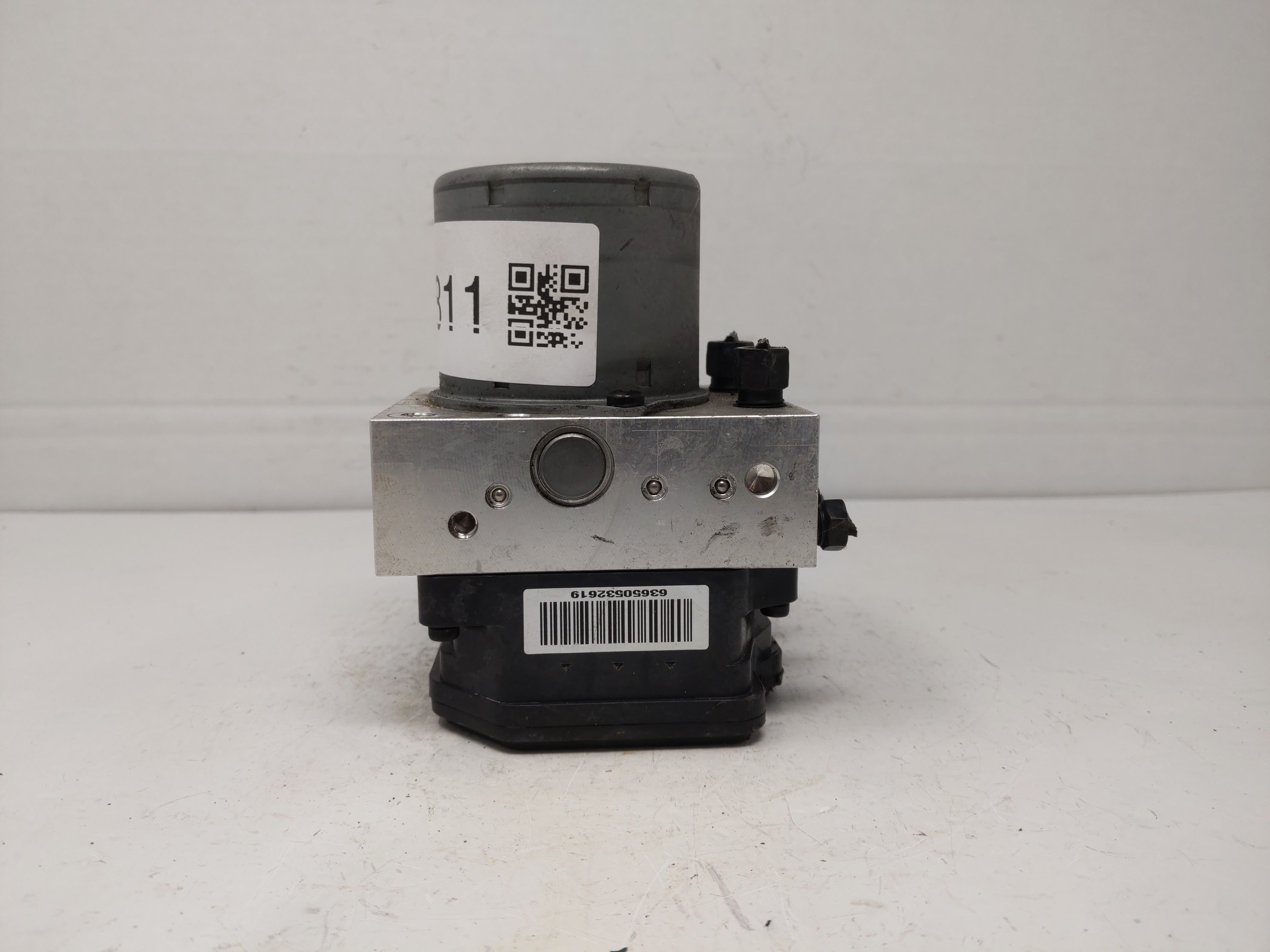 2014-2016 Hyundai Elantra ABS Pump Control Module Replacement P/N:BE6003G510 58920-3X630 Fits 2014 2015 2016 OEM Used Auto Parts - Oemusedautoparts1.com