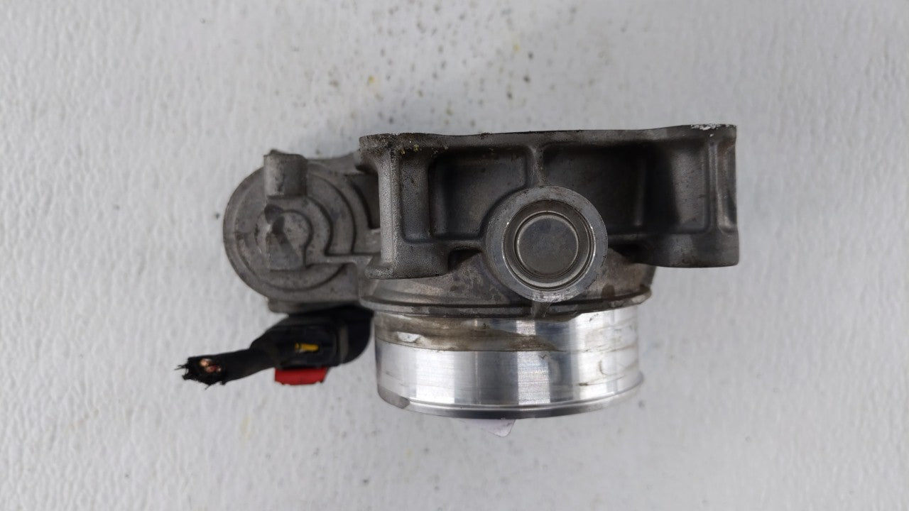 2013-2015 Chevrolet Malibu Throttle Body P/N:12627217DA 12669073DA Fits 2013 2014 2015 2017 2018 OEM Used Auto Parts - Oemusedautoparts1.com