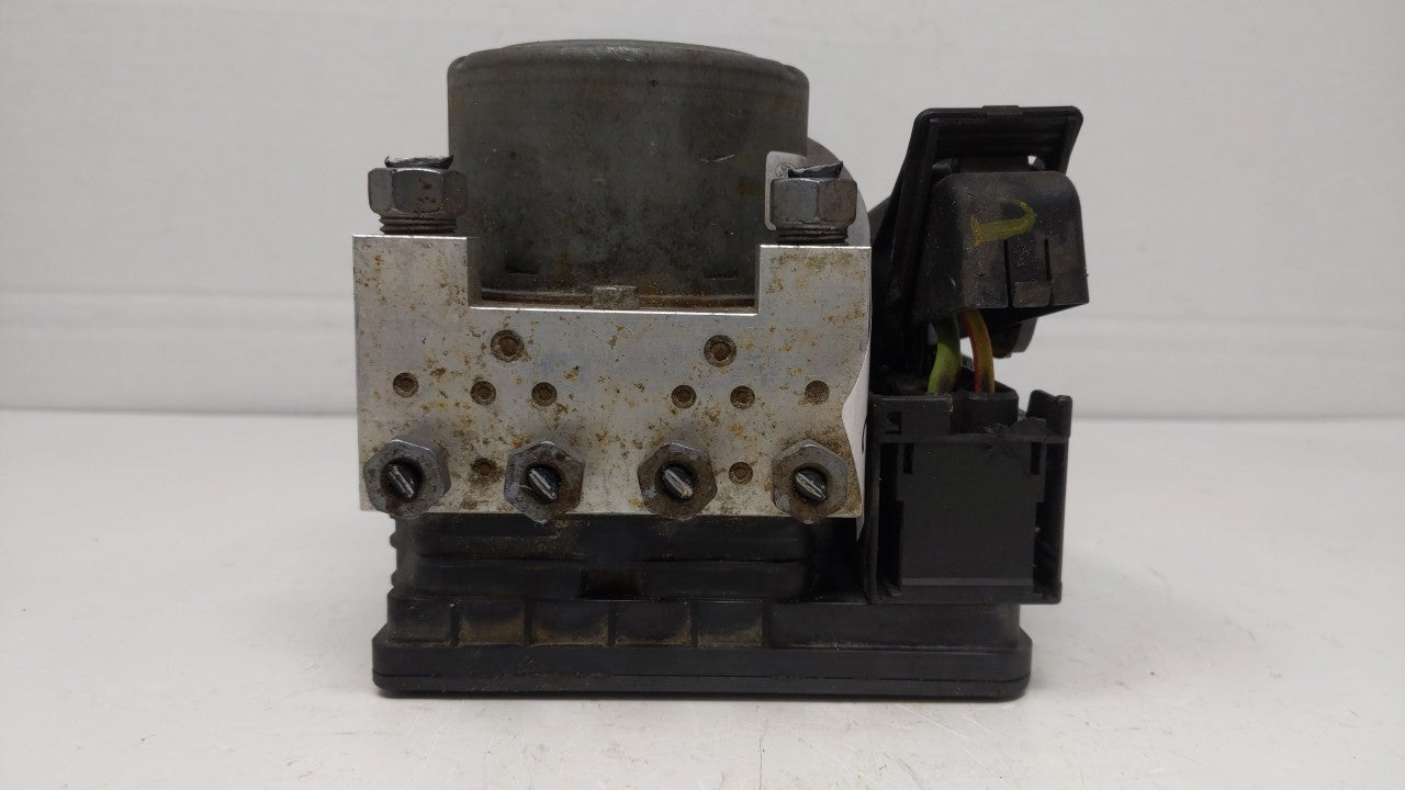 2016-2019 Ford Explorer ABS Pump Control Module Replacement P/N:FB53-2C405-AE HB53-2C405-AB Fits 2016 2017 2018 2019 OEM Used Auto Parts - Oemusedautoparts1.com