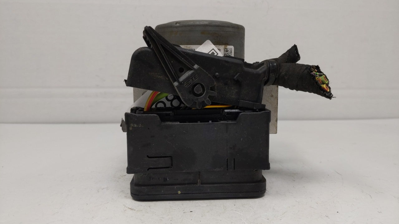 2016-2019 Ford Explorer ABS Pump Control Module Replacement P/N:FB53-2C405-AE HB53-2C405-AB Fits 2016 2017 2018 2019 OEM Used Auto Parts - Oemusedautoparts1.com