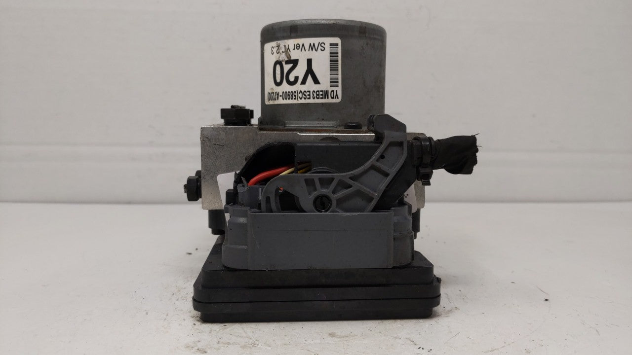 2014-2016 Kia Forte ABS Pump Control Module Replacement P/N:58900-A7200 58920-A7200 Fits 2014 2015 2016 OEM Used Auto Parts - Oemusedautoparts1.com