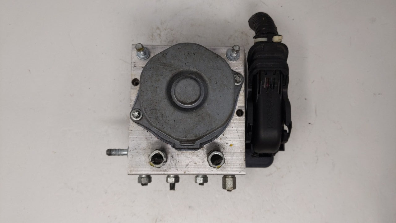 2013 Nissan Versa ABS Pump Control Module Replacement P/N:47660 9KA1A 47660 9KA0A Fits OEM Used Auto Parts - Oemusedautoparts1.com