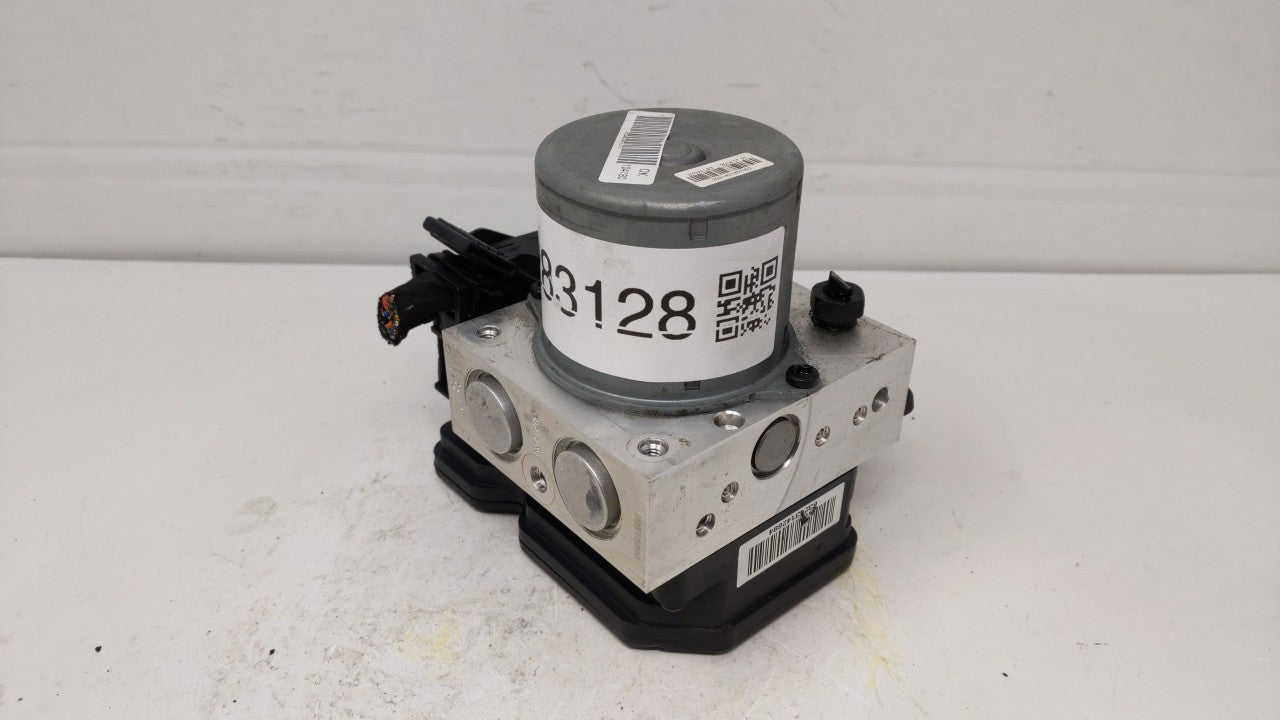 2014-2016 Hyundai Elantra ABS Pump Control Module Replacement P/N:BE6003G510 58920-3X630 Fits 2014 2015 2016 OEM Used Auto Parts - Oemusedautoparts1.com