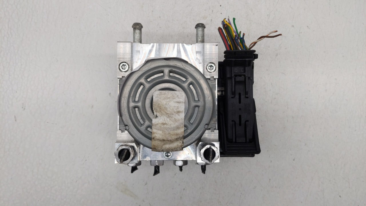 2019 Ford Mustang ABS Pump Control Module Replacement P/N:KR3C-2B373-AB KR3C-2C219-AB Fits OEM Used Auto Parts - Oemusedautoparts1.com