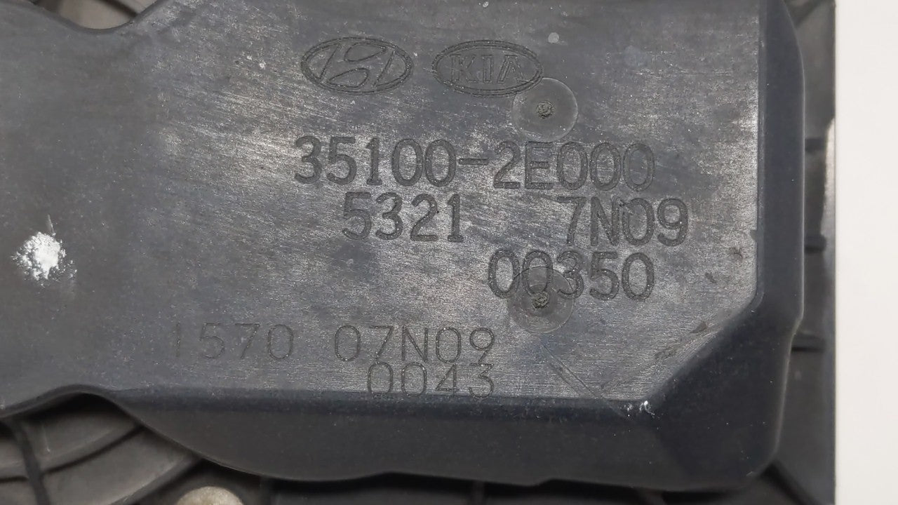 2014-2018 Hyundai Tucson Throttle Body P/N:35100-2E000 Fits 2011 2012 2013 2014 2015 2016 2017 2018 2019 OEM Used Auto Parts - Oemusedautoparts1.com