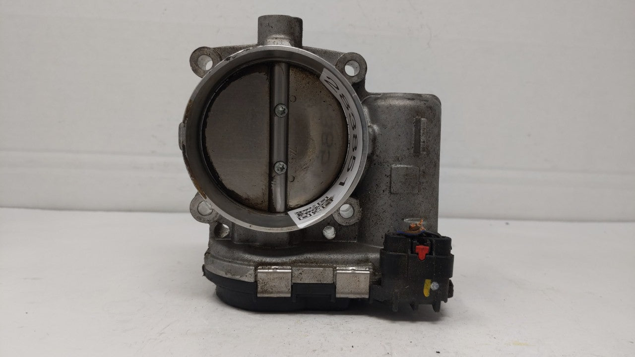 2011-2016 Chrysler Town & Country Throttle Body P/N:05184349AF 05184349AD Fits 2011 2012 2013 2014 2015 2016 2017 2018 2019 OEM Used Auto Parts - Oemusedautoparts1.com