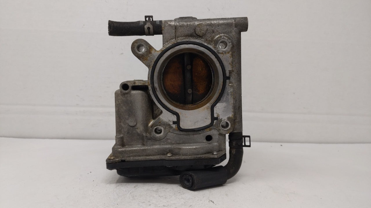 2006-2013 Mazda 3 Throttle Body P/N:L3R4 13 640 L3G2 13 640 A Fits 2006 2007 2008 2009 2010 2011 2012 2013 OEM Used Auto Parts - Oemusedautoparts1.com