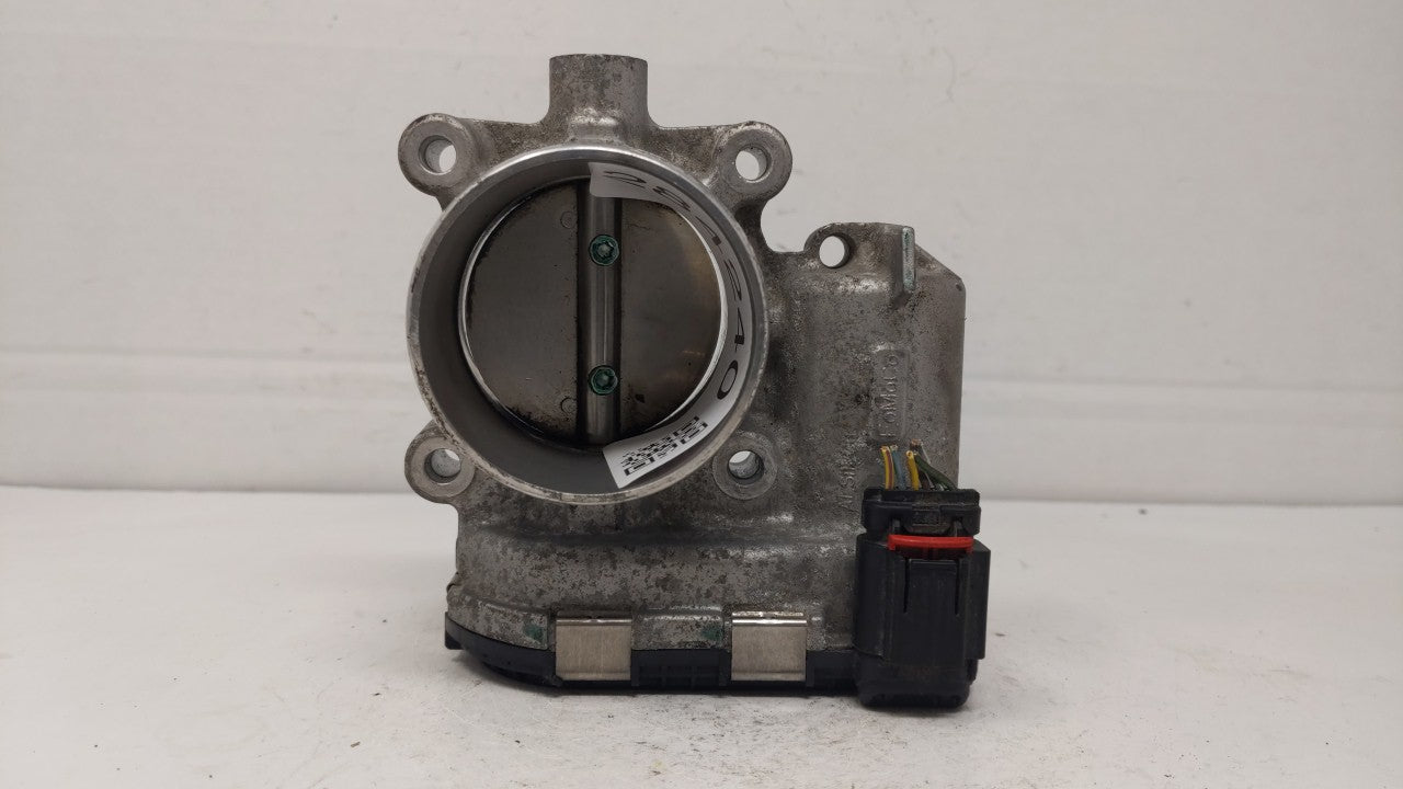 2014-2018 Ford Focus Throttle Body P/N:DS7E-9F991-BB Fits 2014 2015 2016 2017 2018 2019 OEM Used Auto Parts - Oemusedautoparts1.com