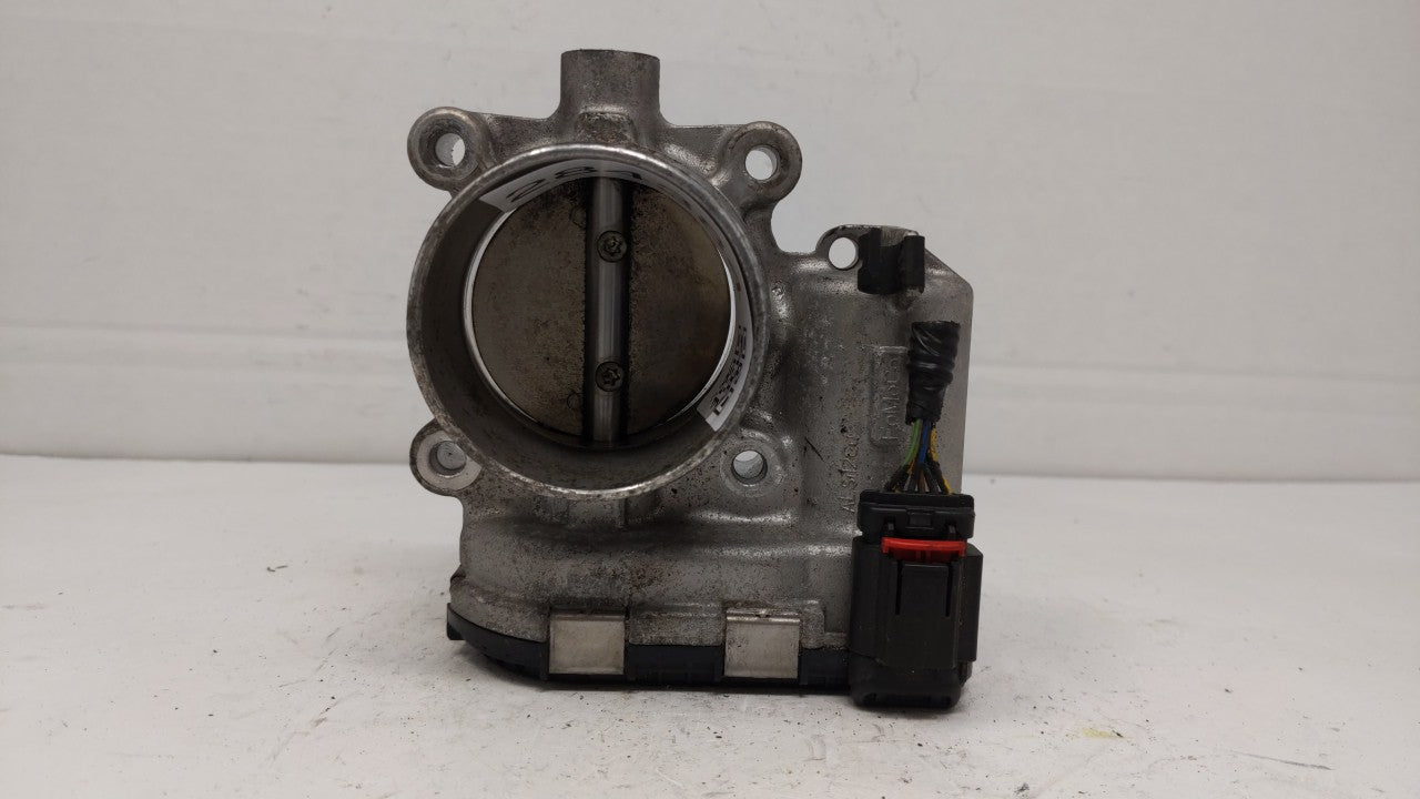 2014-2018 Ford Focus Throttle Body P/N:DS7E-9F991-BB Fits 2014 2015 2016 2017 2018 2019 OEM Used Auto Parts - Oemusedautoparts1.com