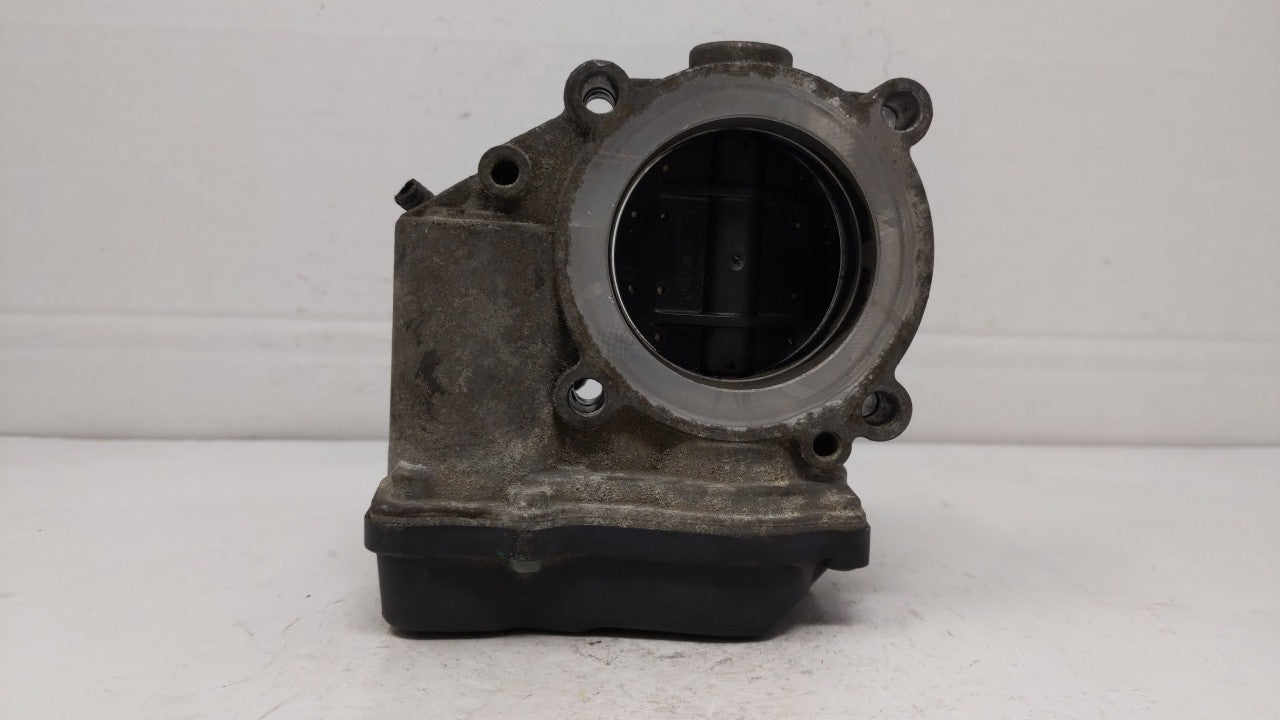 2006-2010 Volkswagen Passat Throttle Body P/N:E8-2103-0-09305-00485 06F 133 062 E Fits OEM Used Auto Parts - Oemusedautoparts1.com