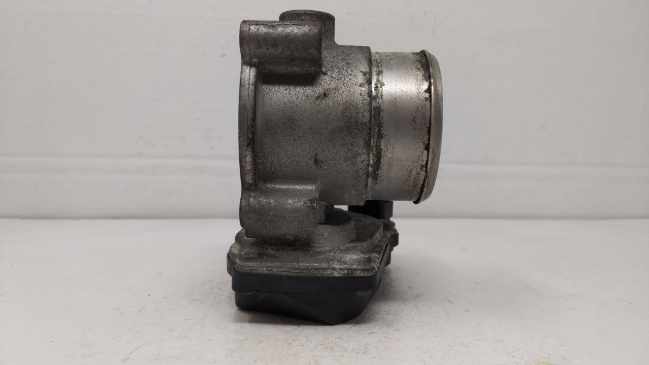 2006-2010 Volkswagen Passat Throttle Body P/N:E8-2103-0-09305-00485 06F 133 062 E Fits OEM Used Auto Parts - Oemusedautoparts1.com