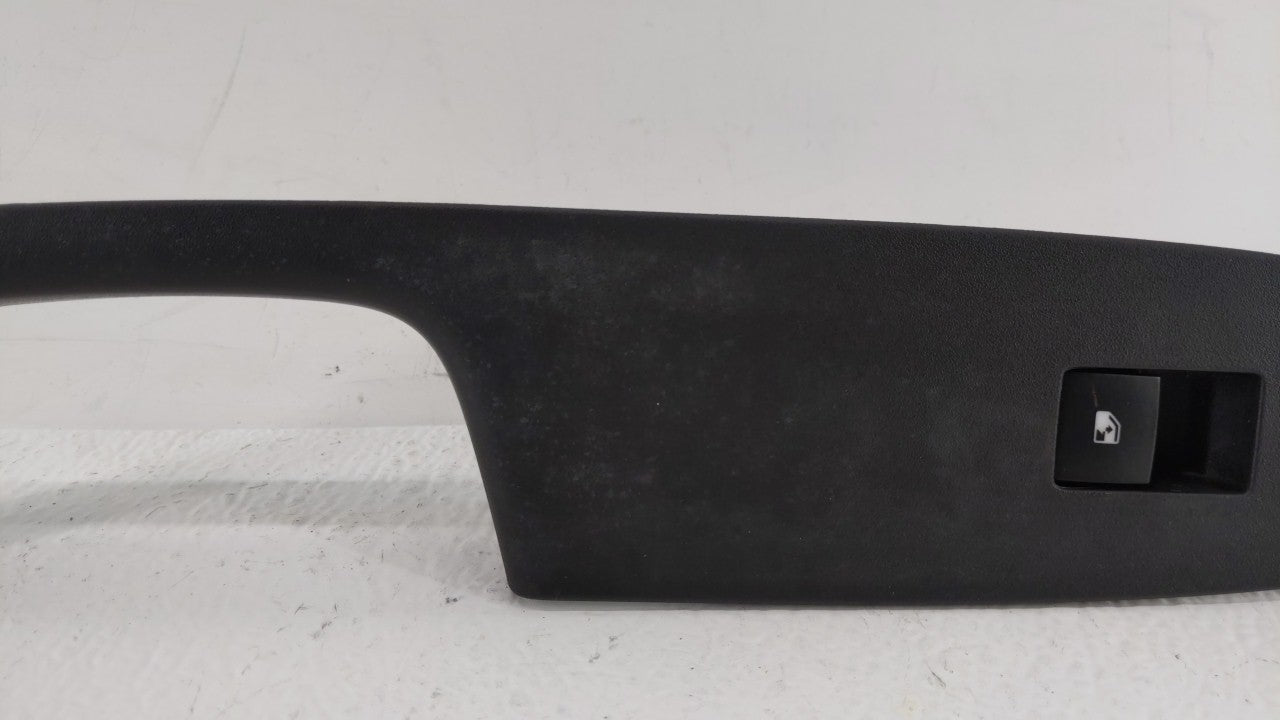 2013 Chevrolet Equinox Passeneger Right Power Window Switch 13305370 - Oemusedautoparts1.com